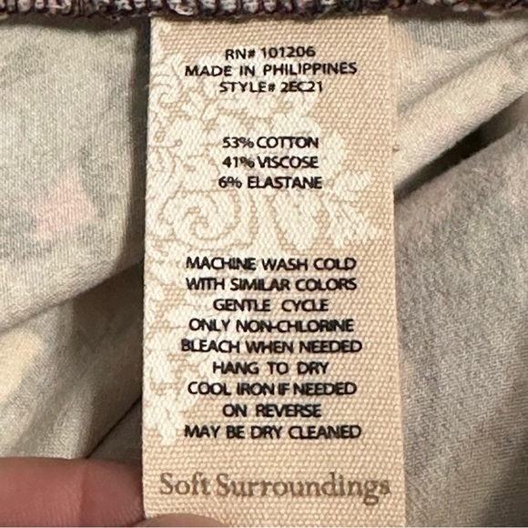 Soft Surroundings Skinny Pull On Floral Tapestry Skinny Crop Pants Medium‎ 2EC21 - Picture 7 of 8